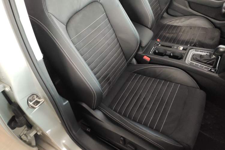 Used Volkswagen Magotan 2020 330TSI DSG Luxury Edition
