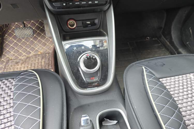 Used Baojun 510 2019 1.5L Automatic Enjoyment Model China V Emission Standard Gear Lever