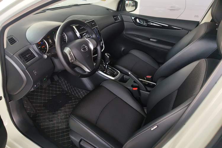 Used Nissan Tiida 2019 1.6L CVT Smart Drive Version China VI Standard Driver Seat