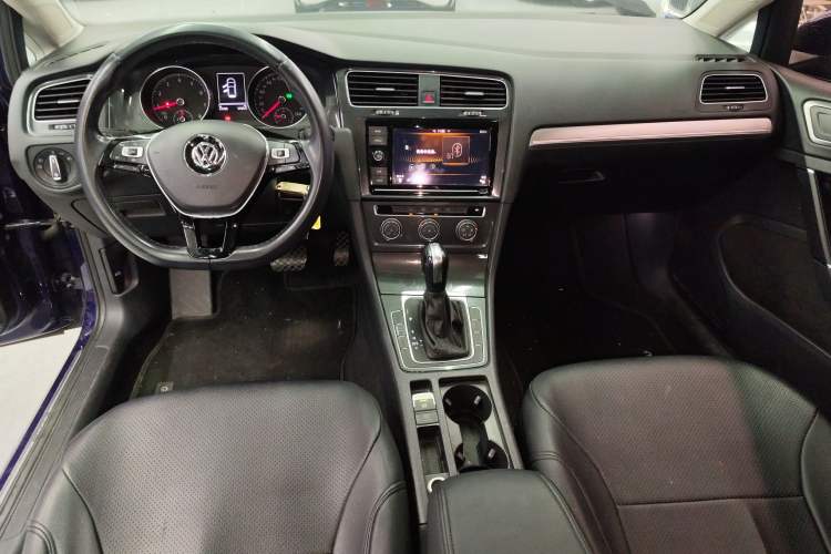 Used Volkswagen Golf 2019 200TSI DSG Comfort & Ambition Edition China VI Standard
