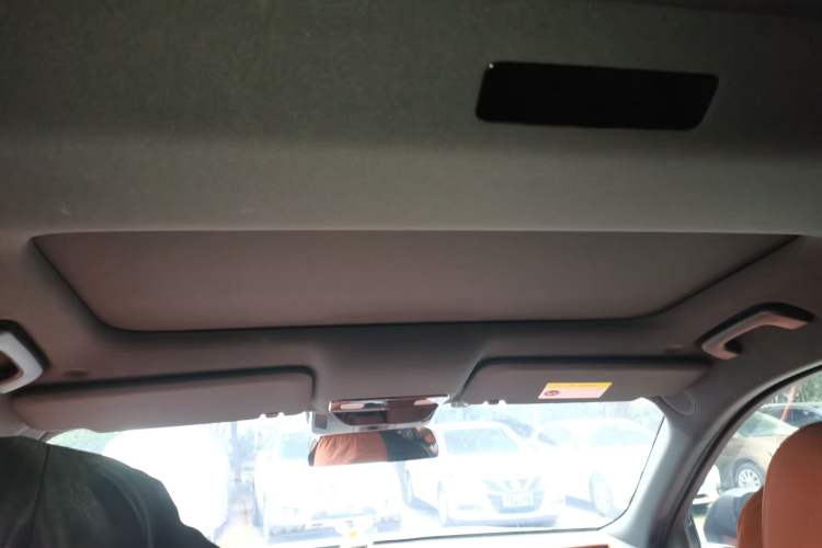 Used Li Auto L8 2023 Pro Model
