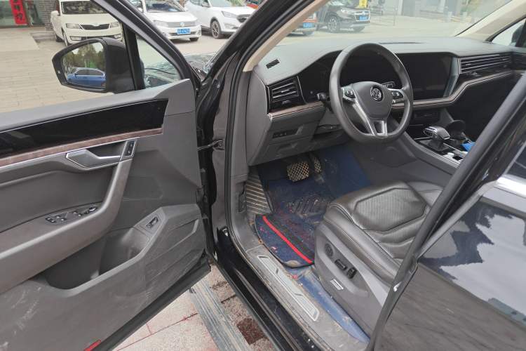 Used Volkswagen Touareg 2019 2.0TSI Ruiyi Edition China VI Standard