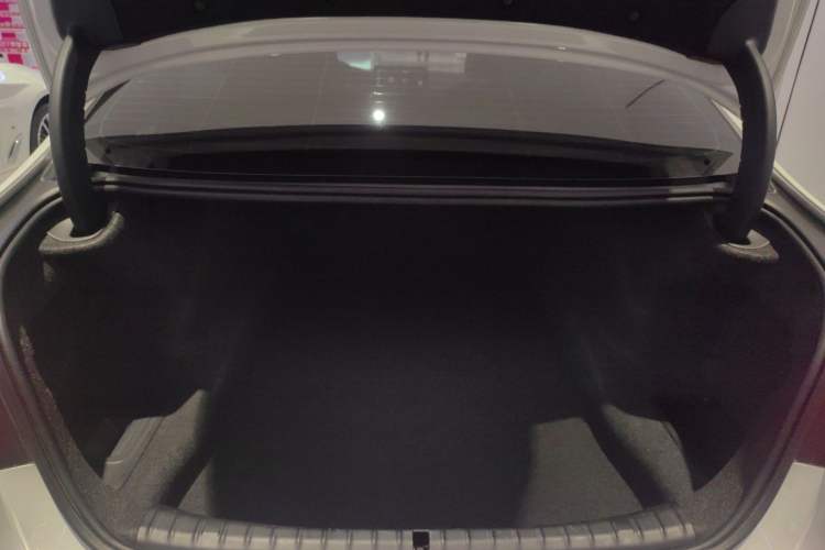 Used BMW 5 Series 2021 Facelifted 525Li M Sport Package
