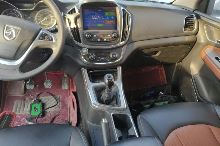 Used Baojun 560 2016 1.8L Manual Elite Edition