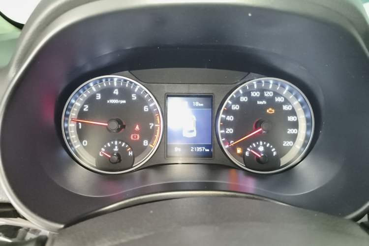 Used Kia kx1 Stonic 2021 1.4L CVT Sunroof Model Instrument Cluster