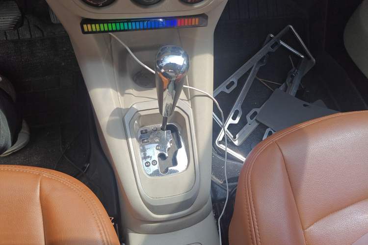 Used Citroen Elysee 2014 1.6L Automatic Fashion Model Gear Lever