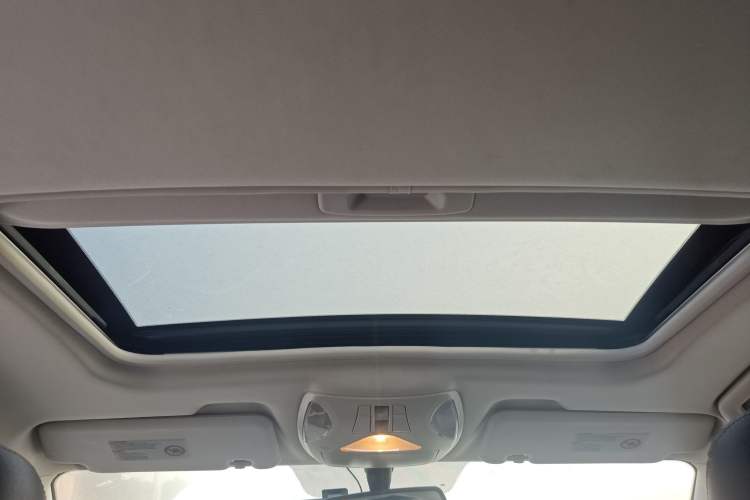 Used GAC Trumpchi GS5 Super 2016 1.8T Automatic Two-Wheel Drive Anniversary Edition