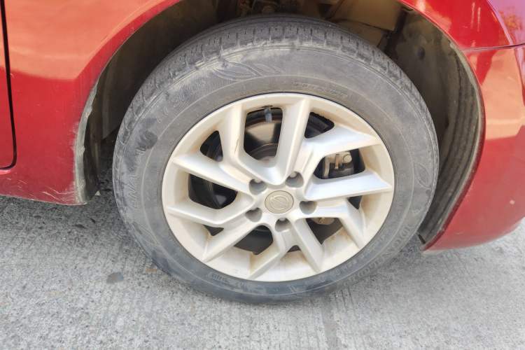 Used Nissan Tiida 2019 1.6L CVT Smart Enjoyment Version China VI Standard
