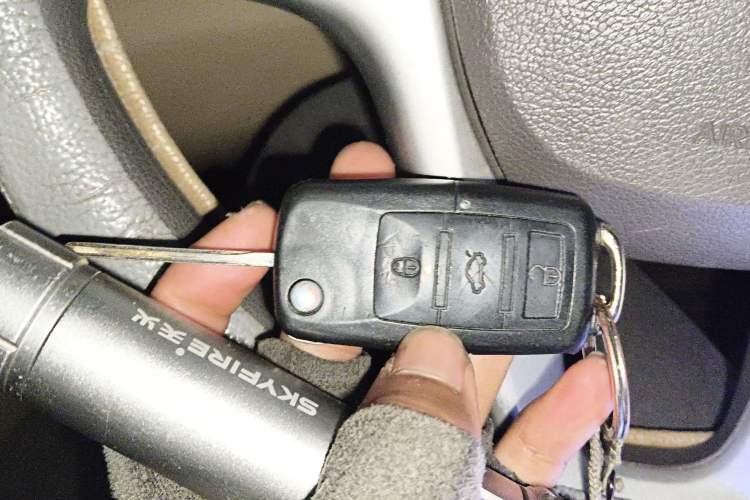 Used Hyundai Verna (older generation) 2010 Sedan 1.4L Manual Comfort GS
