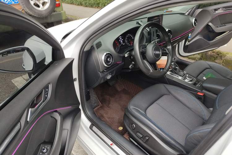 Used Audi A3 2020 Limousine 35 TFSI Fashion Edition China VI Emission Standard
