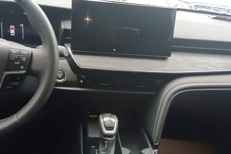 Used Toyota Camry 2024 2.0G Prestige Edition
