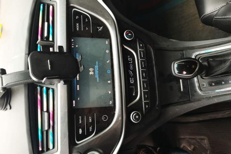 Used Geely Auto Emgrand 2017 Sedan Million Edition 1.5L CVT Upward Connectivity Version