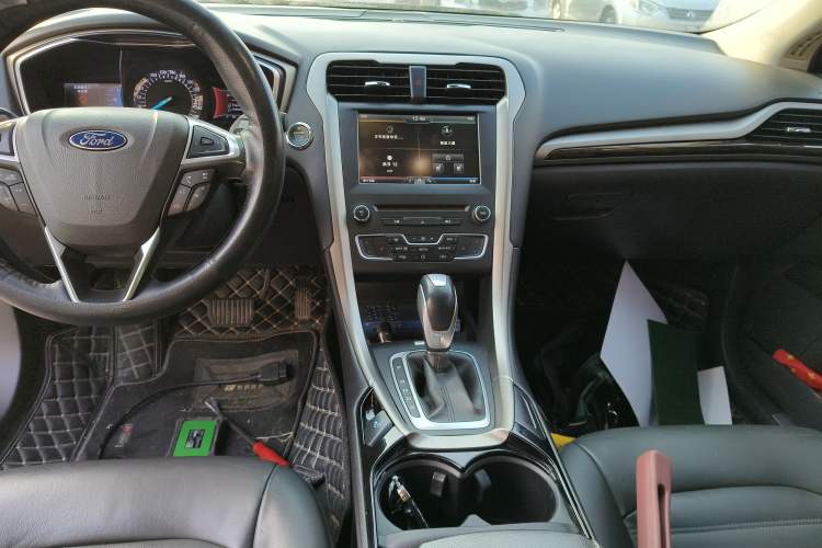 Used Ford Mondeo 2013 2.0L GTDi 200 Luxury Model