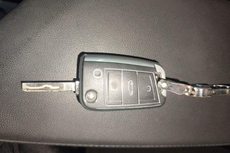 Used Volkswagen Sagitar 2019 280TSI DSG Comfort Version China VI Standard Vehicle Key