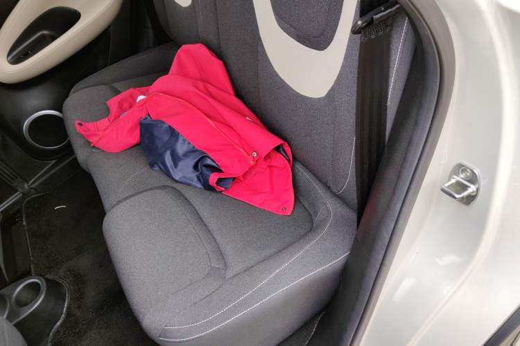 Used Wuling Bingo 2023 203km Light Edition Left Rear Seat