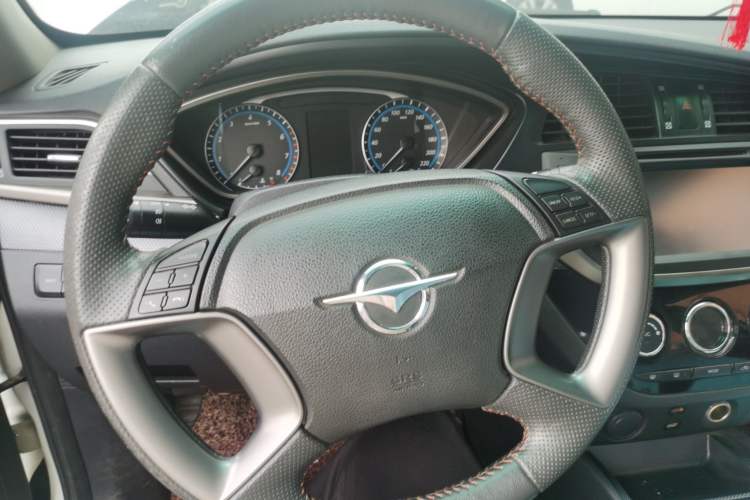 Used Haima M6 2015 1.5T CVT Luxury Model Steering Wheel