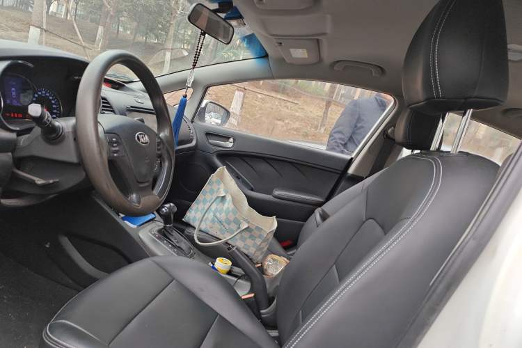 Used Kia K3 2015 1.6L Automatic GL
