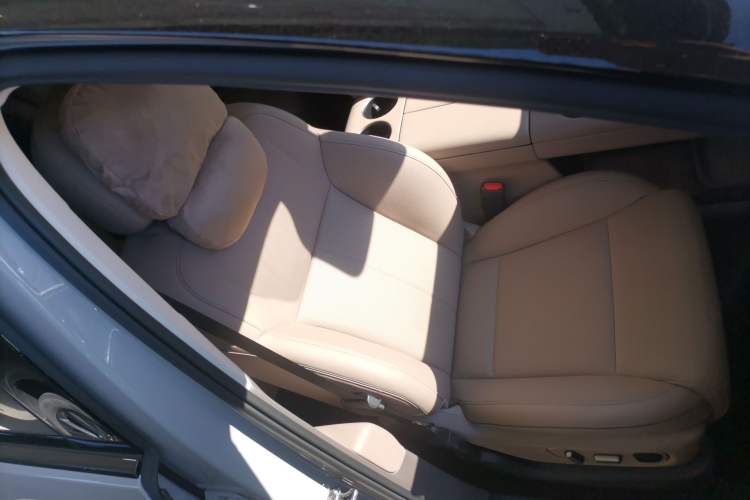 Used Li Auto Li Auto i8 2025 Model Standard Version
