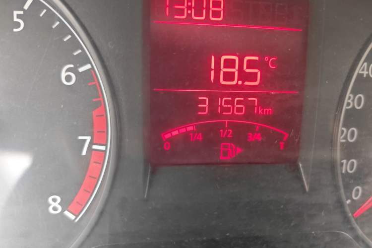 Used Volkswagen Santana 2013 1.4L Manual Fashion Edition Odometer Close Up