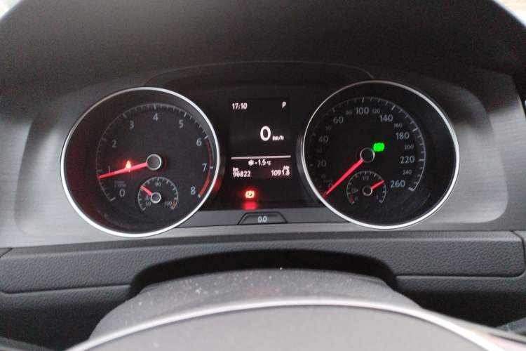 Used Volkswagen Golf 2015 1.4TSI Automatic Comfort Model
