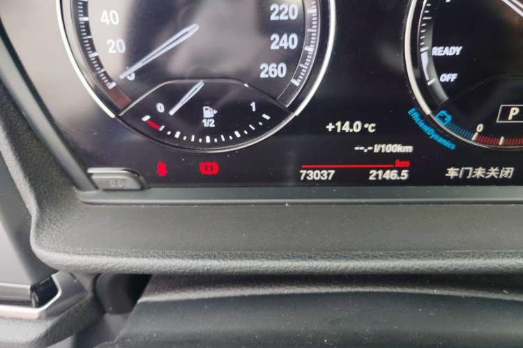 Used BMW 1 Series 2019 118i Fashion Model Odometer Close Up