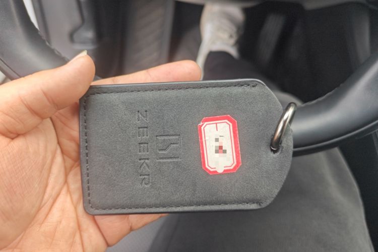 Used Zeekr 007 2024 Rear-Drive Intelligent Driving Version 75 kWh Vehicle Key