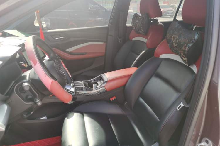 Used MG 5 2021 180 DVVT CVT Youth Luxury Edition
