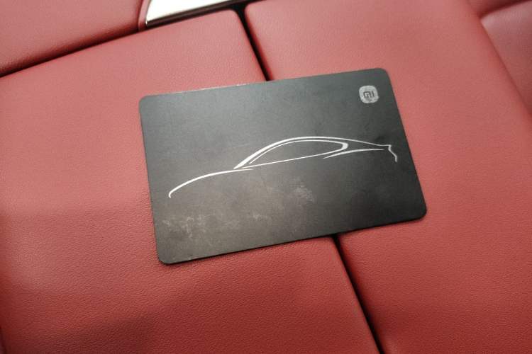 Used Xiaomi Auto SU7 2024 Four-Wheel Drive Ultra-Long Range Advanced Intelligent Driving Max Edition