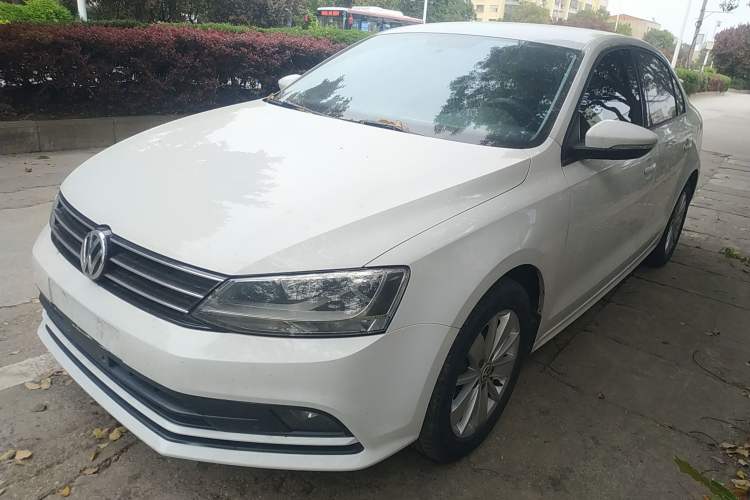 Used Volkswagen Sagitar 2018 1.6L Automatic Fashion Model