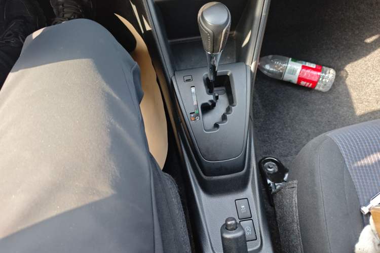 Used Toyota YARiS L Zhi Xuan 2016 Revised 1.5E CVT Charming Edition