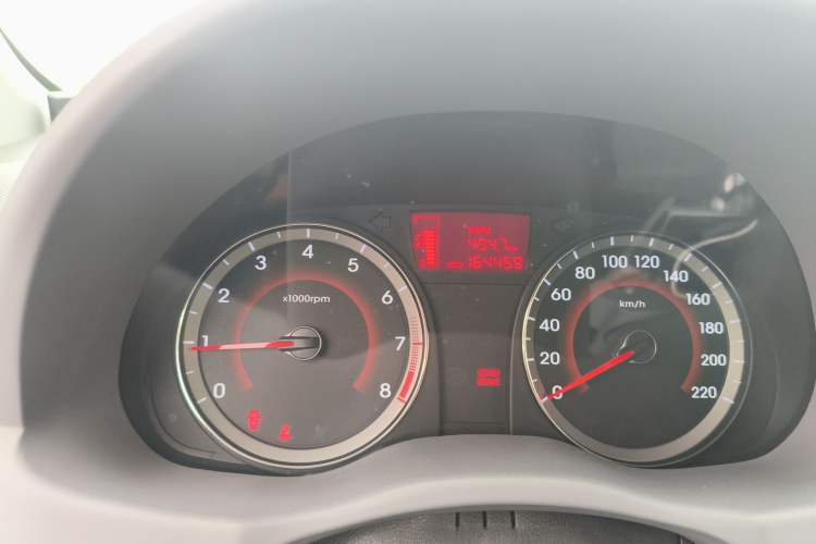 Used Hyundai Verna (older generation) 2014 1.4L Manual Top-Tier Model TOP
