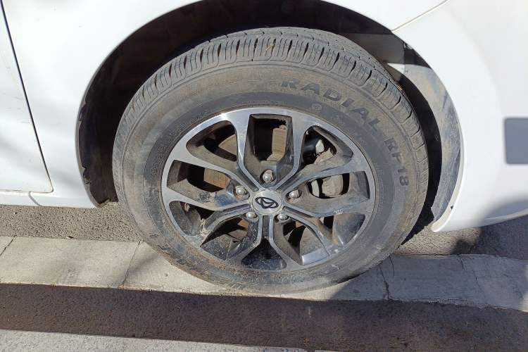 Used CHANGAN KAICHENG Oushang A600 2016 1.5L Manual Luxury 7-Seater
