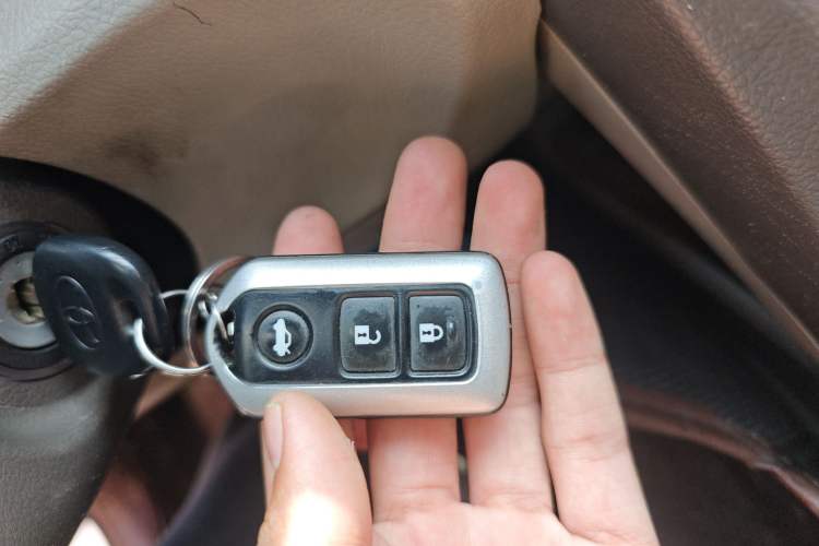 Used Toyota Camry 2013 200G Classic Luxury Edition
