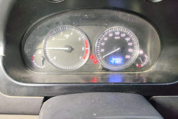 Used BAIC Weiwang M20 2014 1.5L practical type BJ415A Instrument Cluster