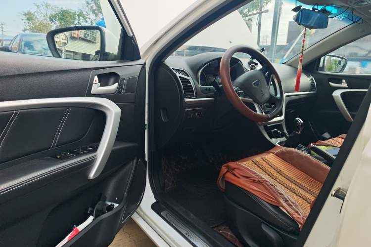 Used Geely Auto Emgrand 2016 Sedan 1.5L Manual Upward Edition