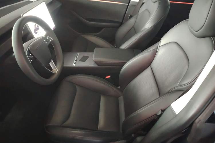 Used Tesla Model 3 2023 Long-Range All-Wheel-Drive Version
