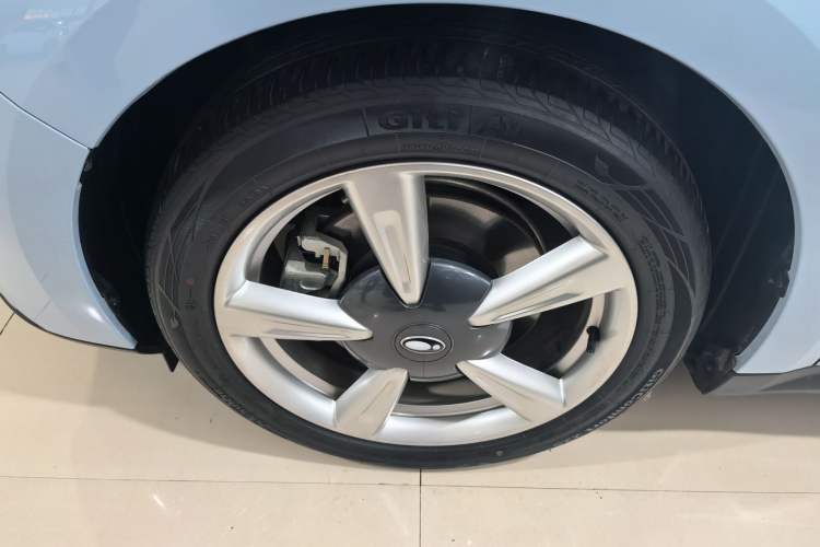 Used ORA Good Cat 2021 400km Standard Range Venus Edition Lithium Iron Phosphate
