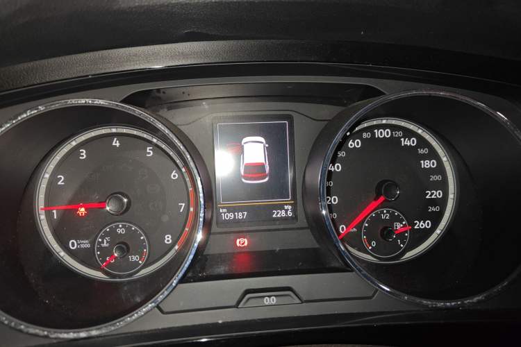 Used Volkswagen Tiguan L 2018 330TSI Automatic Two-Wheel Drive Luxury Edition Instrument Cluster