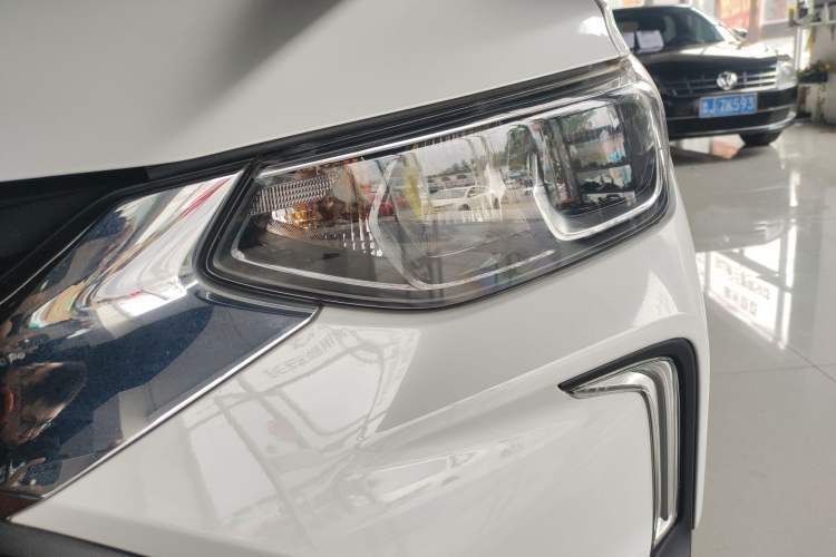 Used Chevrolet Trax 2019 325T Automatic Sport Edition China VI Standard
