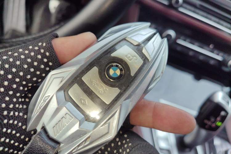 Used BMW 5 Series 2014 520i Elegant Edition Vehicle Key