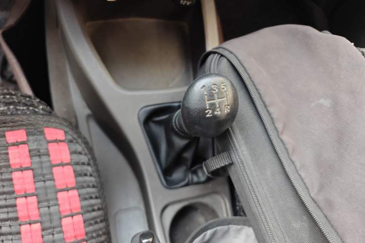 Used Wuling Rongguang V 2016 1.2L Standard Version Gear Lever