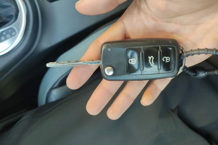 Used Volkswagen Beetle 2013 1.4 TSI Comfort Model
