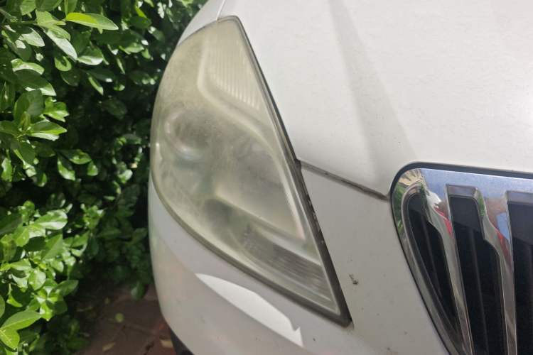 Used Buick Excelle 2013 1.5L Automatic Classic Model
