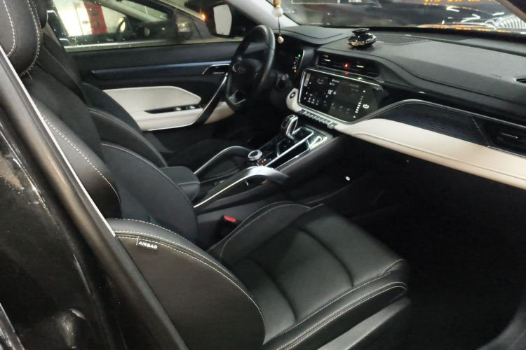 Used Geely Auto Emgrand X7 Sport 2022 Boyue X 1.8TD DCT Smart Model Right Front Seat