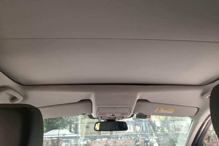 Used Land Rover Discovery Sport 2017 2.0T SE
