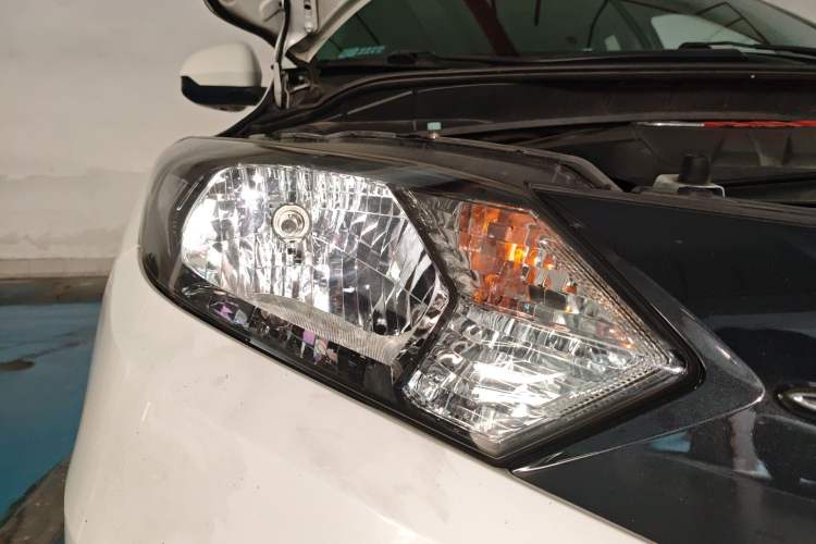 Used Honda Vezel 2017 1.5L CVT 2WD Comfort Model