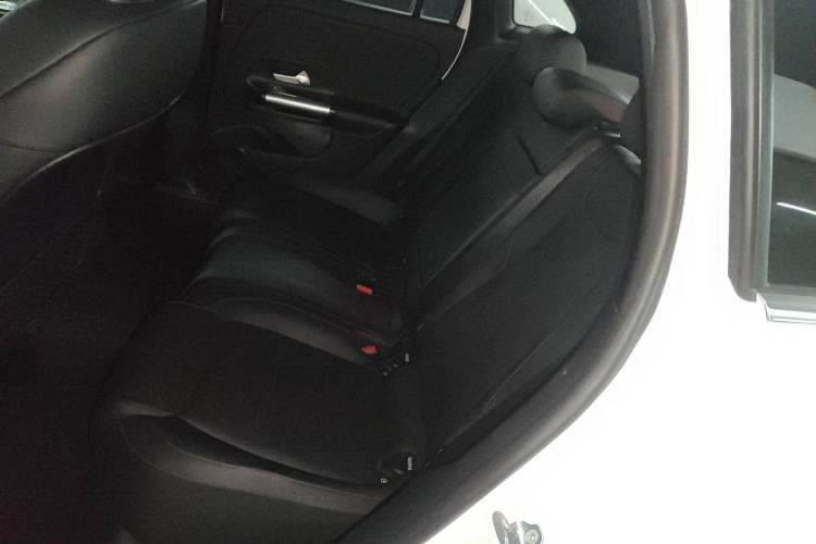 Used Mercedes-Benz GLA 2022 Second Facelift GLA 200 Left Rear Seat
