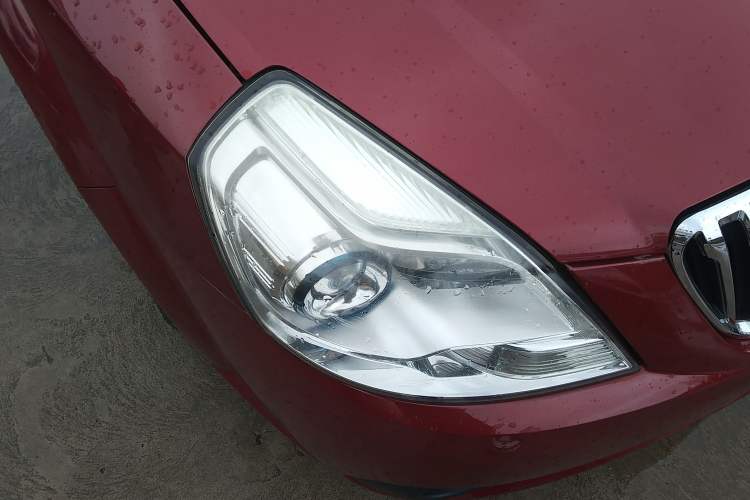 Used Buick Excelle 2013 1.5L Automatic Luxury Model Right Front Headlight