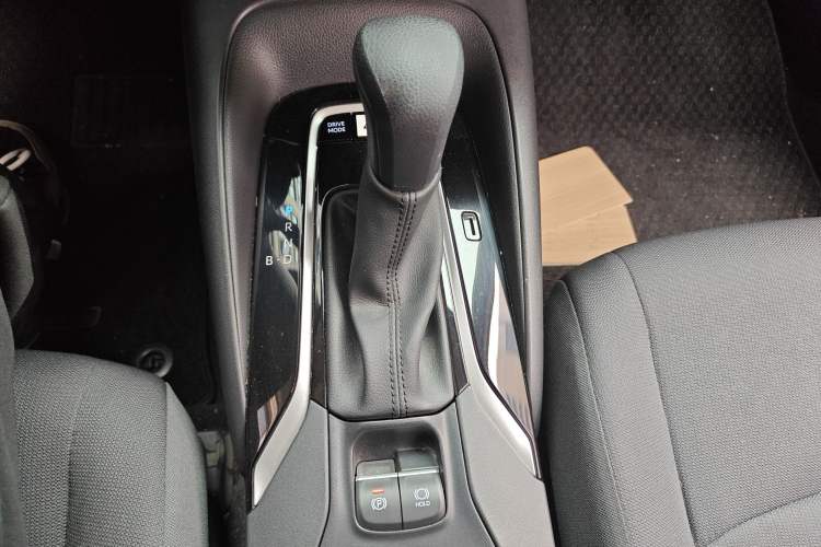 Used Toyota Corolla 2021 Dual-Motor 1.8L E-CVT Elite Edition