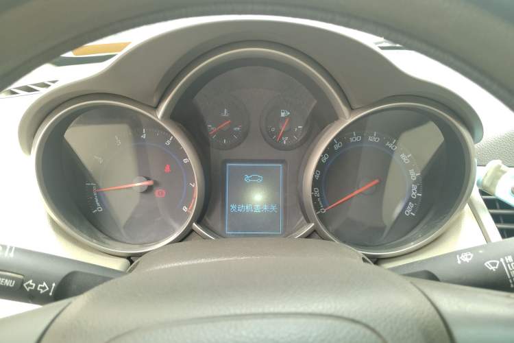 Used Chevrolet Cruze 2015 1.5L Classic SL MT Instrument Cluster